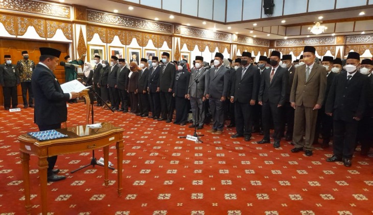 PELANTIKAN KEPSEK SMA SMA SE PROVINSI JAMBI