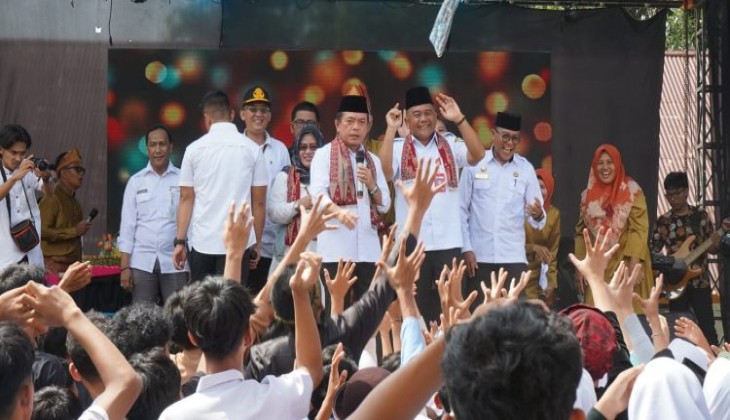 Gubernur Al Haris Motivasi Siswa-Siswi SMA Negeri 2 Muaro Jambi Tidak Boleh Kalah Dengan Kota Jambi