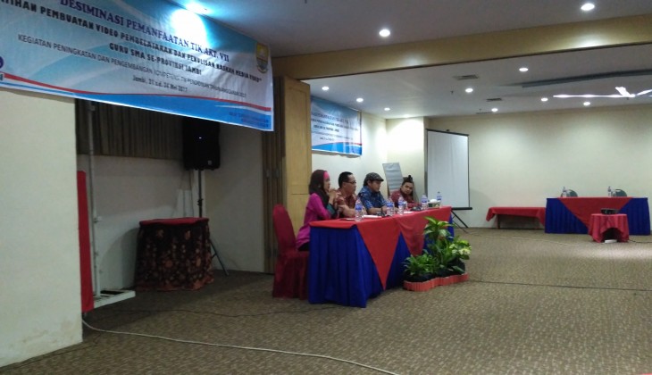 Pembukaan Kegiatan Desiminasi Pemanfaatan TIK Angkatan VII dan VIII