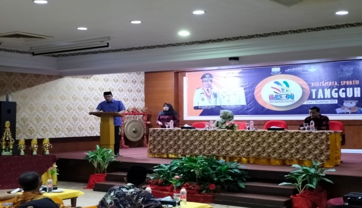 Kadisdik Varial Adhi Putra Buka LKSN PDBK Provinsi Jambi Tahun 2022