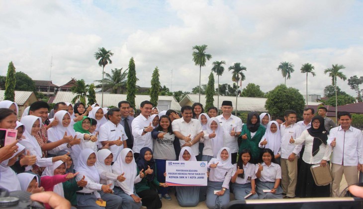 Penyerahan Beasiswa PIP