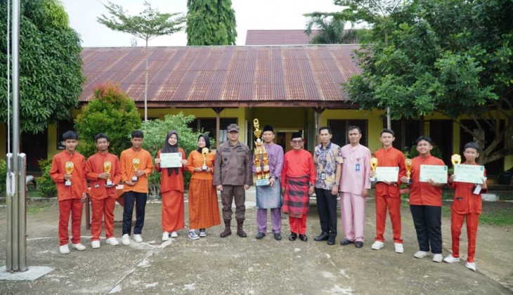 Kejati Jambi Tekankan Kedisplinan Siswa di Upacara Hardiknas 2024, Lexy: Waktu Tak Bisa Dibeli
