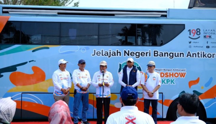 Jelajah Negeri Bangun Antikorupsi: Roadshow Bus KPK di Jambi Menjadi Magnet Kesadaran Publik
