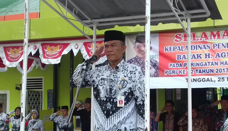 UPACARA RANGKAIAN KEGIATAN HARI ULANG TAHUN (HUT)KE-72 PERSATUAN GURU REPUBLIK INDONESIA(PGRI)DAN HARI GURU NASIONAL(HGN)TAHUN 2017