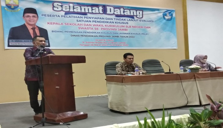 Kegiatan Pelatihan Penyiapan dan Tindaklanjut Evauasi Satuan Pendidikan Khusus