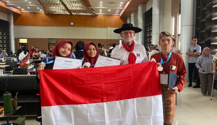 Bersaing dengan Belasan Negara, Siswa SMAN 7 Sarolangun Raih Medali Perak di Ajang WISPO 2023