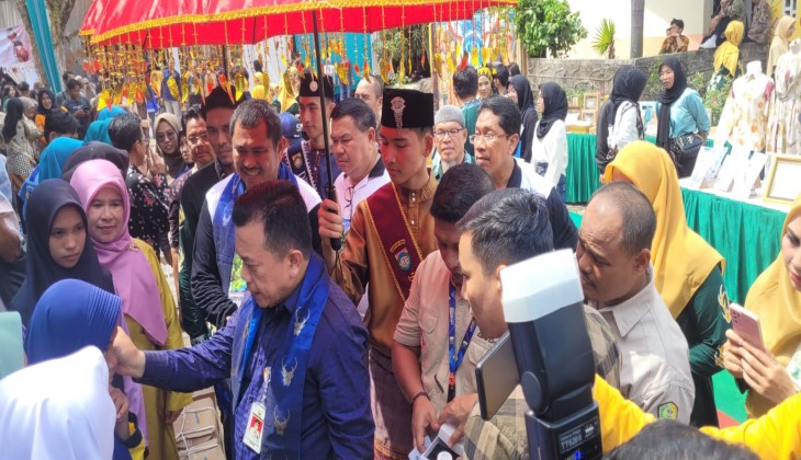Gubernur Al Haris Telah Salurkan Dumisake Pendidikan ke 11 Kabupaten dan Kota di Jambi