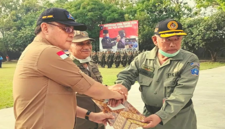 Kadisdik Membuka Kegiatan Diklat Revolusi Mental Pembangunan Karakter Bangsa Indonesia bagi Para Kepala SMA/SMK/SLB Se Provinsi Jambi Angkatan Ketiga